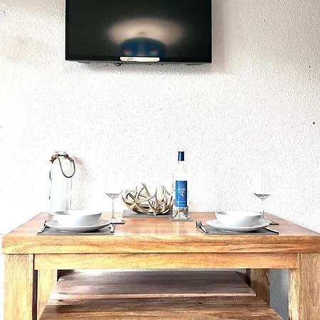 Turquoise 551 Apartment